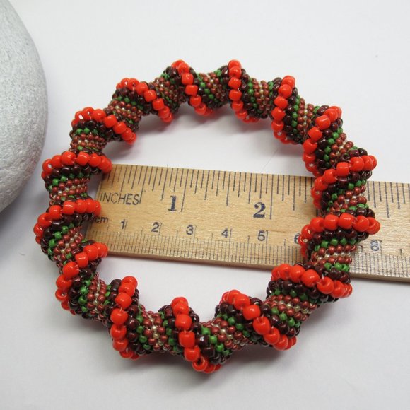 Fall inspired Cellini Spiral beadwoven bracelet - Picture 4 of 7